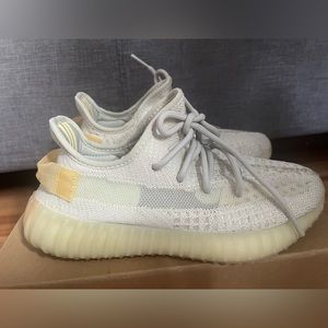 2021 Yeezy Boost 350 V2 ‘Light’